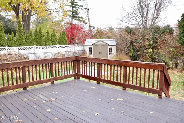 $2,800 | 647 New Scotland Avenue, Albany, NY 12208