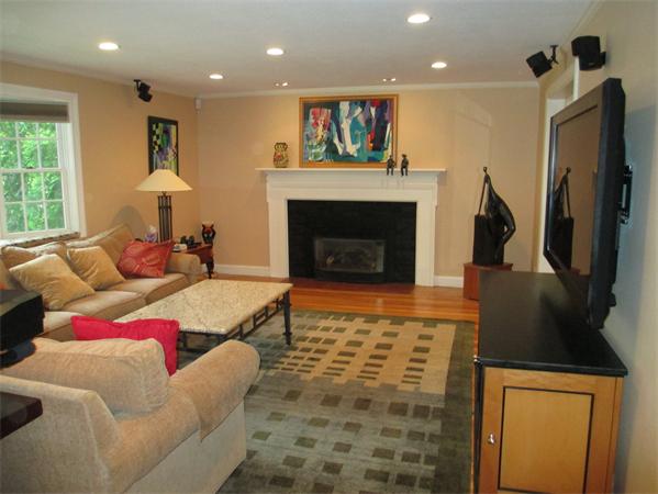 224 Lowell Road Wellesley, MA 02481 - Photo 11 of 25