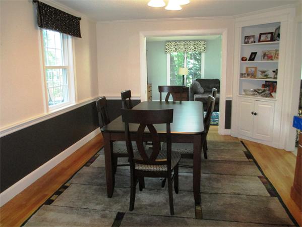 224 Lowell Road Wellesley, MA 02481 - Photo 9 of 25