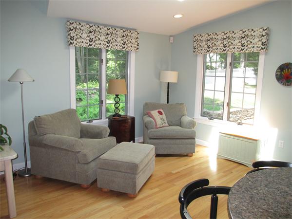 224 Lowell Road Wellesley, MA 02481 - Photo 10 of 25