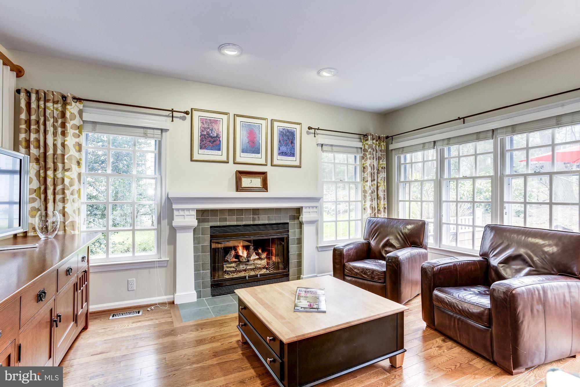 1270 Lamplighter Way Reston, VA 20194 - Photo 13 of 30 Family Room