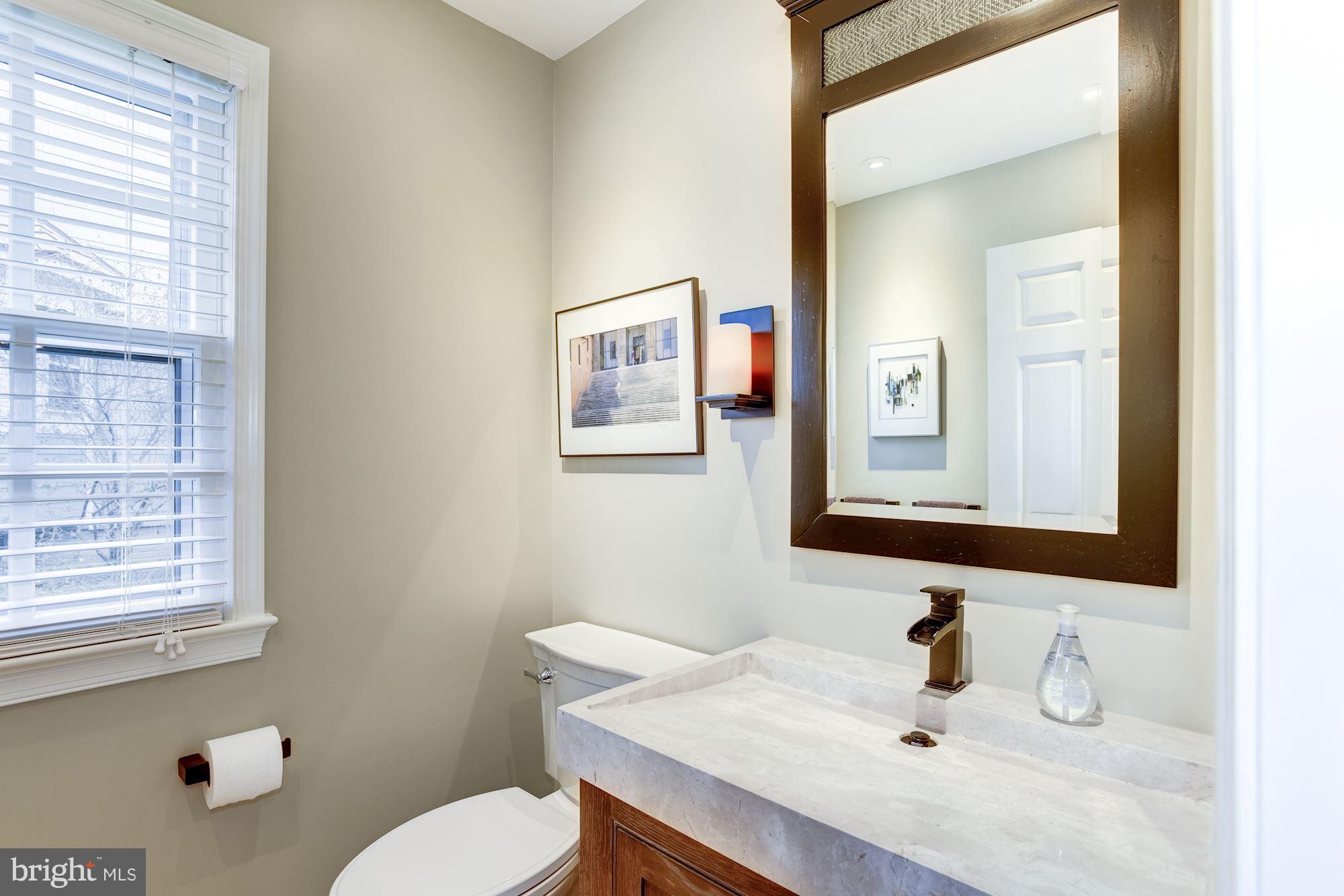 1270 Lamplighter Way Reston, VA 20194 - Photo 16 of 30 Bath