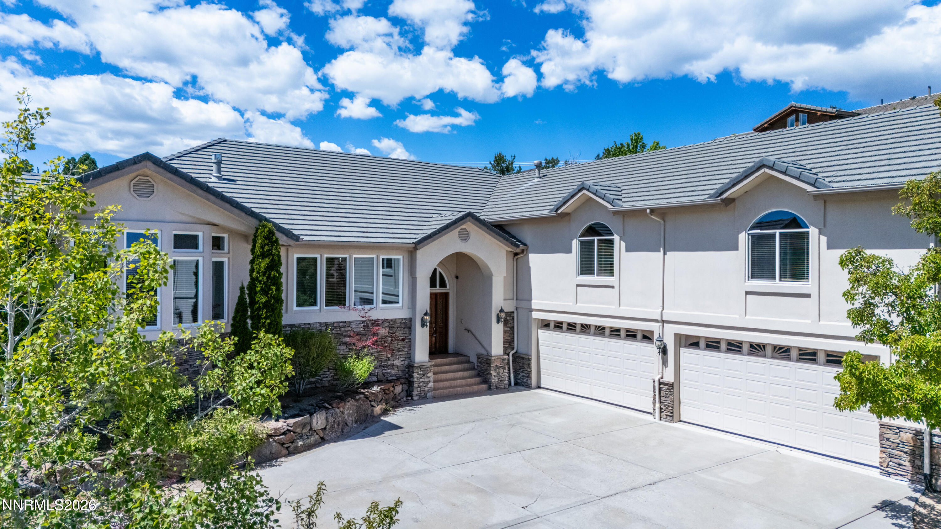 10136 Indian Ridge Drive Reno, NV 89511 - Photo 2 of 33 IR-1005