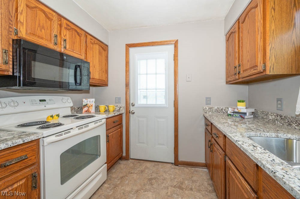 7131 Drake State Line Road Burghill, OH 44404 - Photo 2 of 49 Gallery Image 2