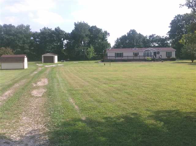 819 Columbia Road Washburn, IL 61570 - Photo 14 of 15