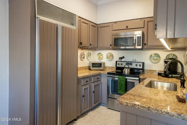 $9,500,000 | 165 South Fairway Drive, Beaver Creek, CO 81620