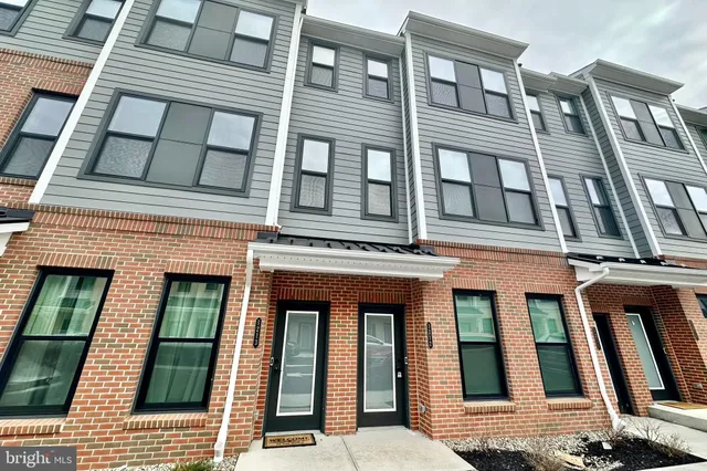 $2,900 | 1212 Parker Boulevard, Unit 1212, Princeton, NJ 08540