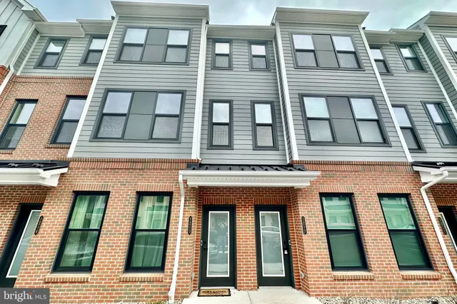 $2,900 | 1212 Parker Boulevard, Unit 1212, Princeton, NJ 08540