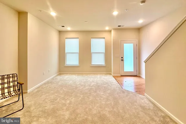 $2,900 | 1212 Parker Boulevard, Unit 1212, Princeton, NJ 08540