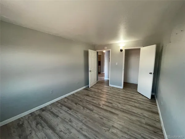 $795 | 1590 Clinton Street, Unit 203, Aurora, CO 80010