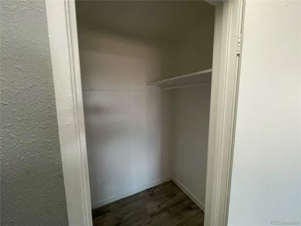 $795 | 1590 Clinton Street, Unit 203, Aurora, CO 80010