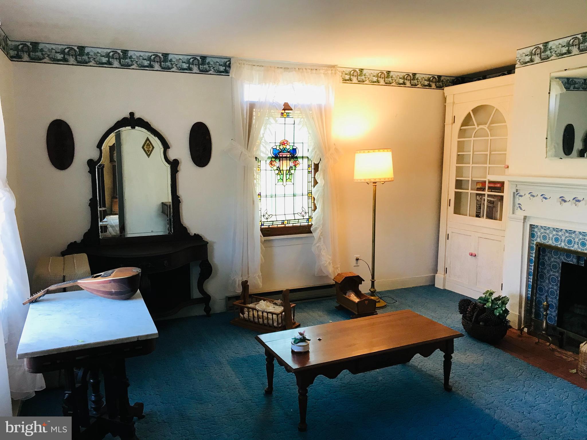 27591 Fairmount Road Westover, MD 21871 - Photo 5 of 23 15'x14' Den with Fireplace and Built-in