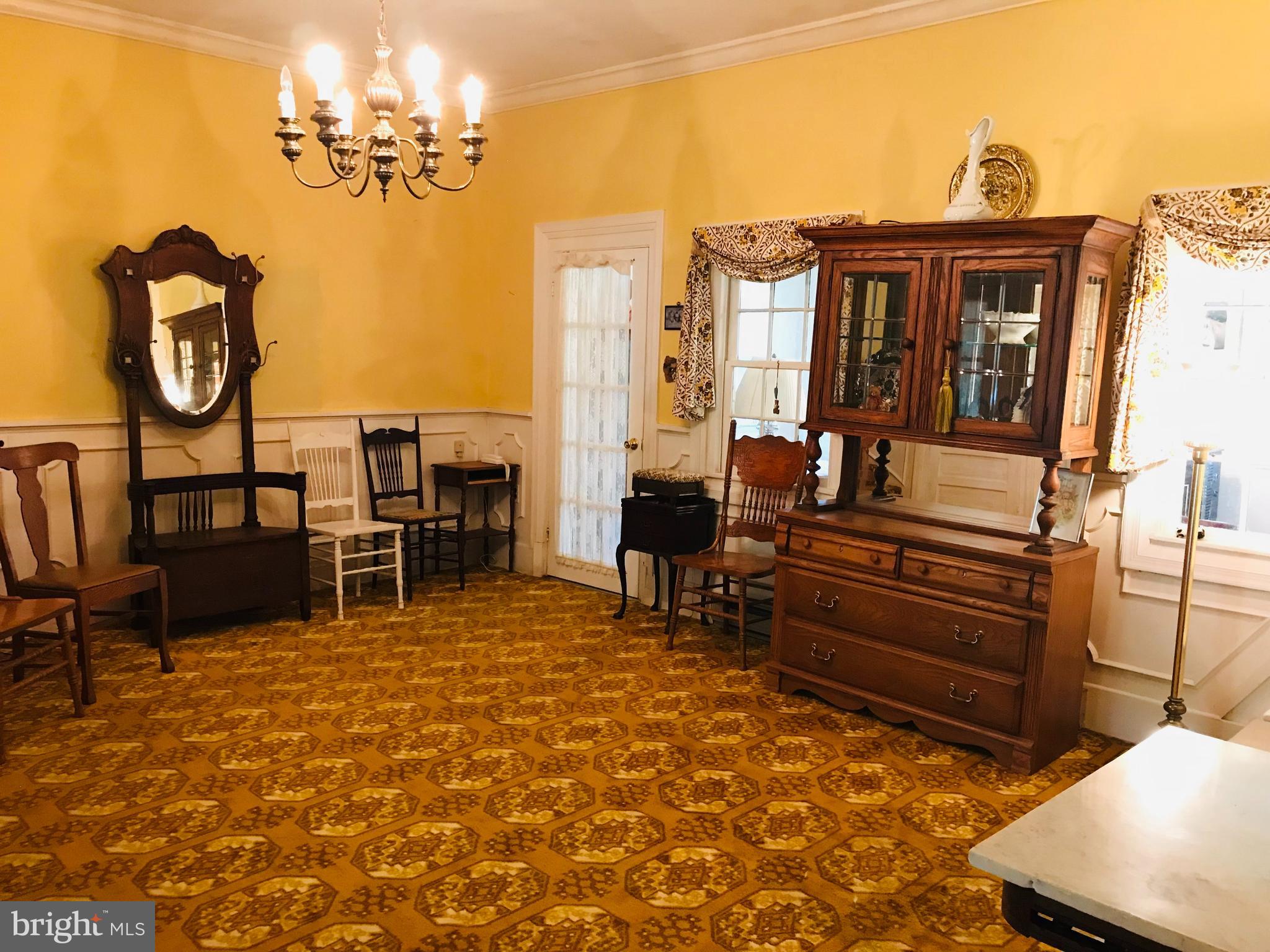 27591 Fairmount Road Westover, MD 21871 - Photo 8 of 23 Dining Room to Door to Family Room