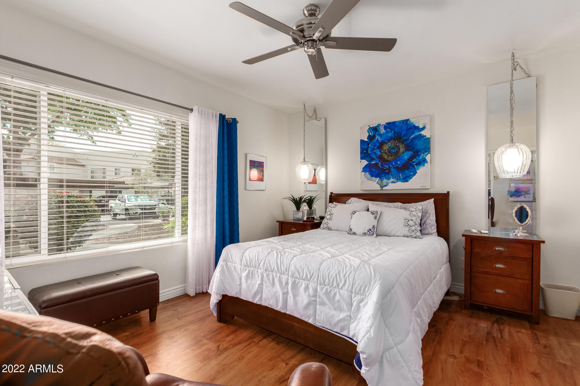 1825 West Ray Road, Unit 1049 Chandler, AZ 85224 - Photo 14 of 28 a bedroom with a bed and a window
