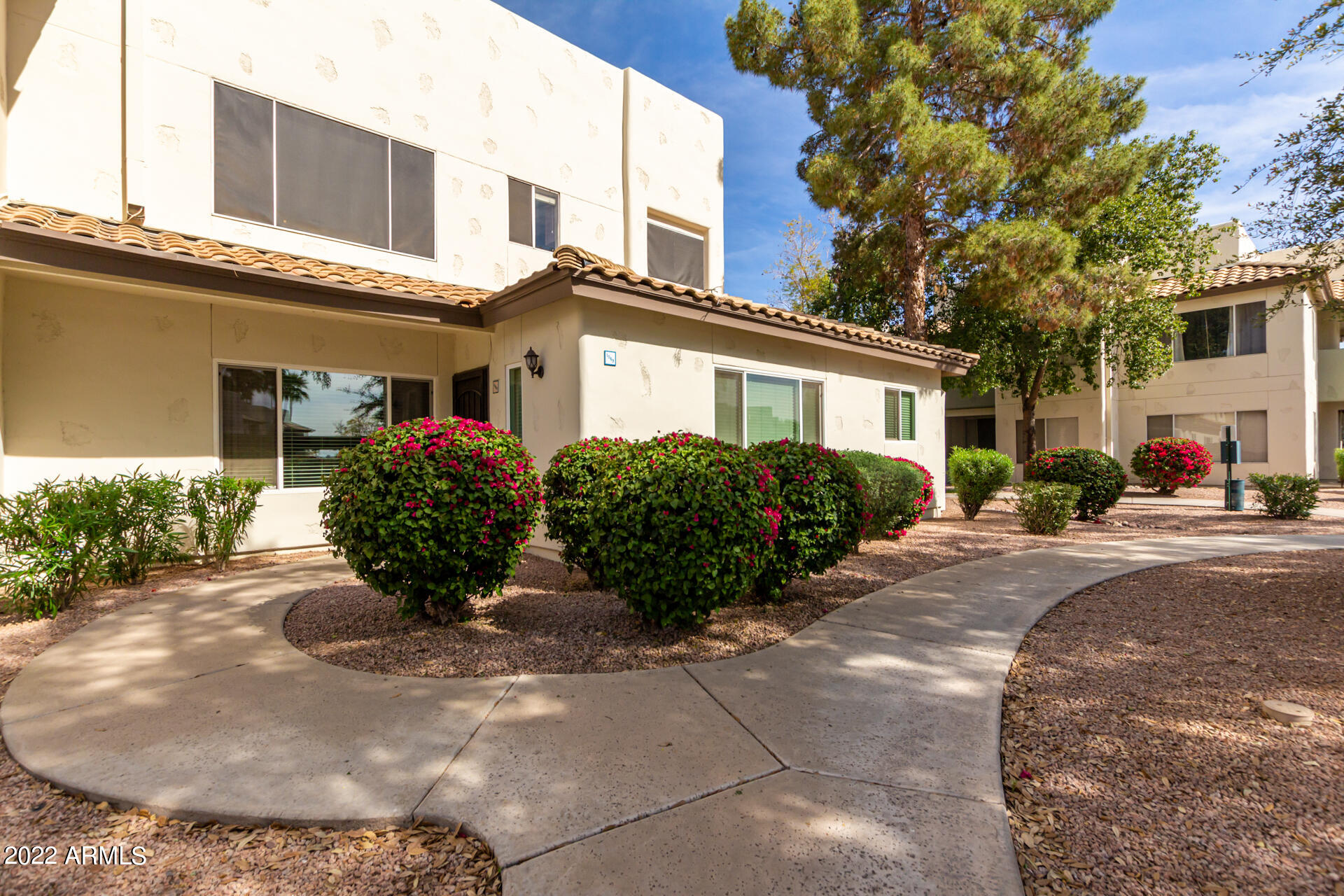 1825 West Ray Road, Unit 1049 Chandler, AZ 85224 - Photo 2 of 28 02-Ray