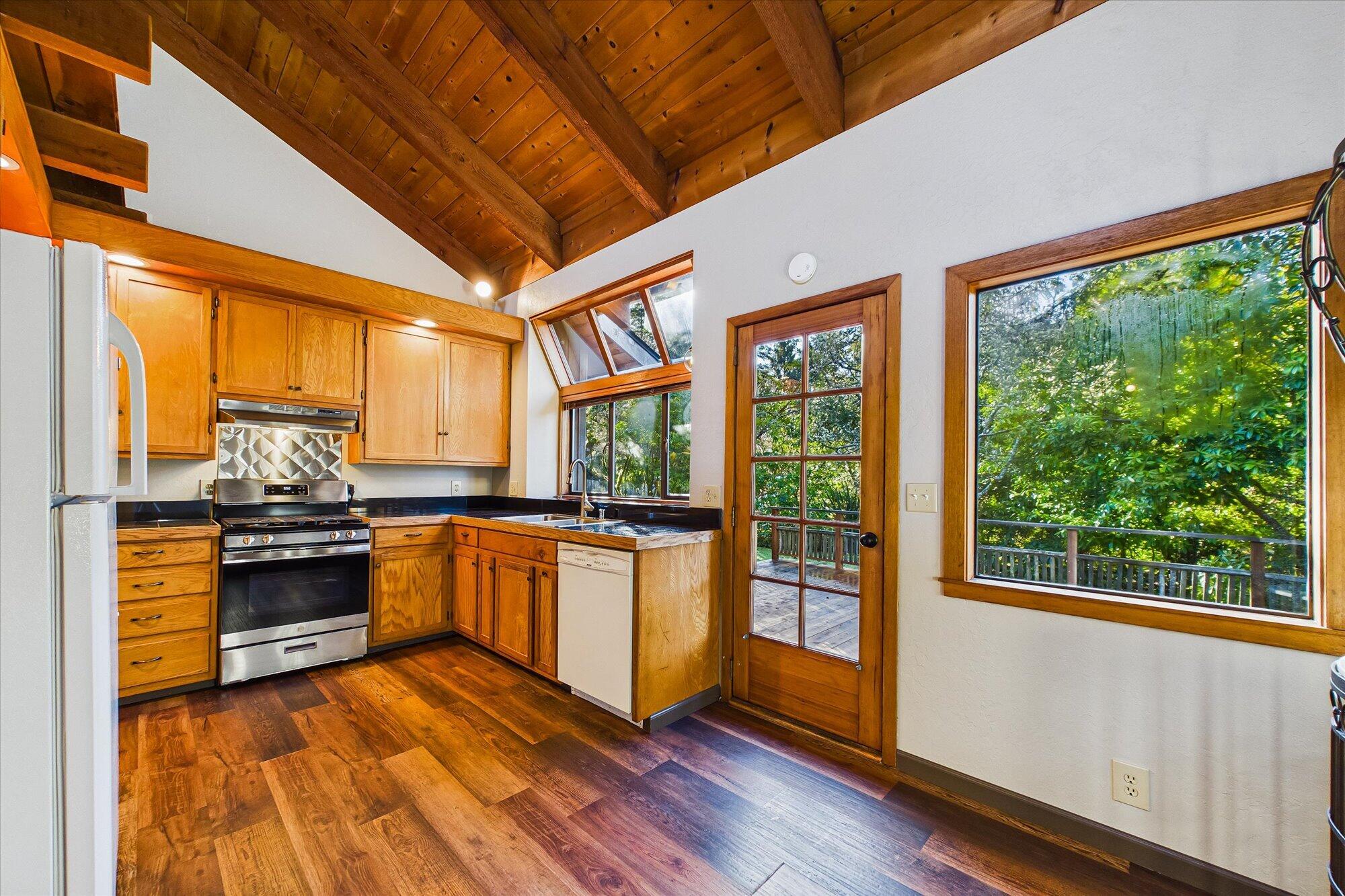 7587 Elk River Road Eureka, CA 95503 - Photo 18 of 48 18-7587 Elk River Rd-121