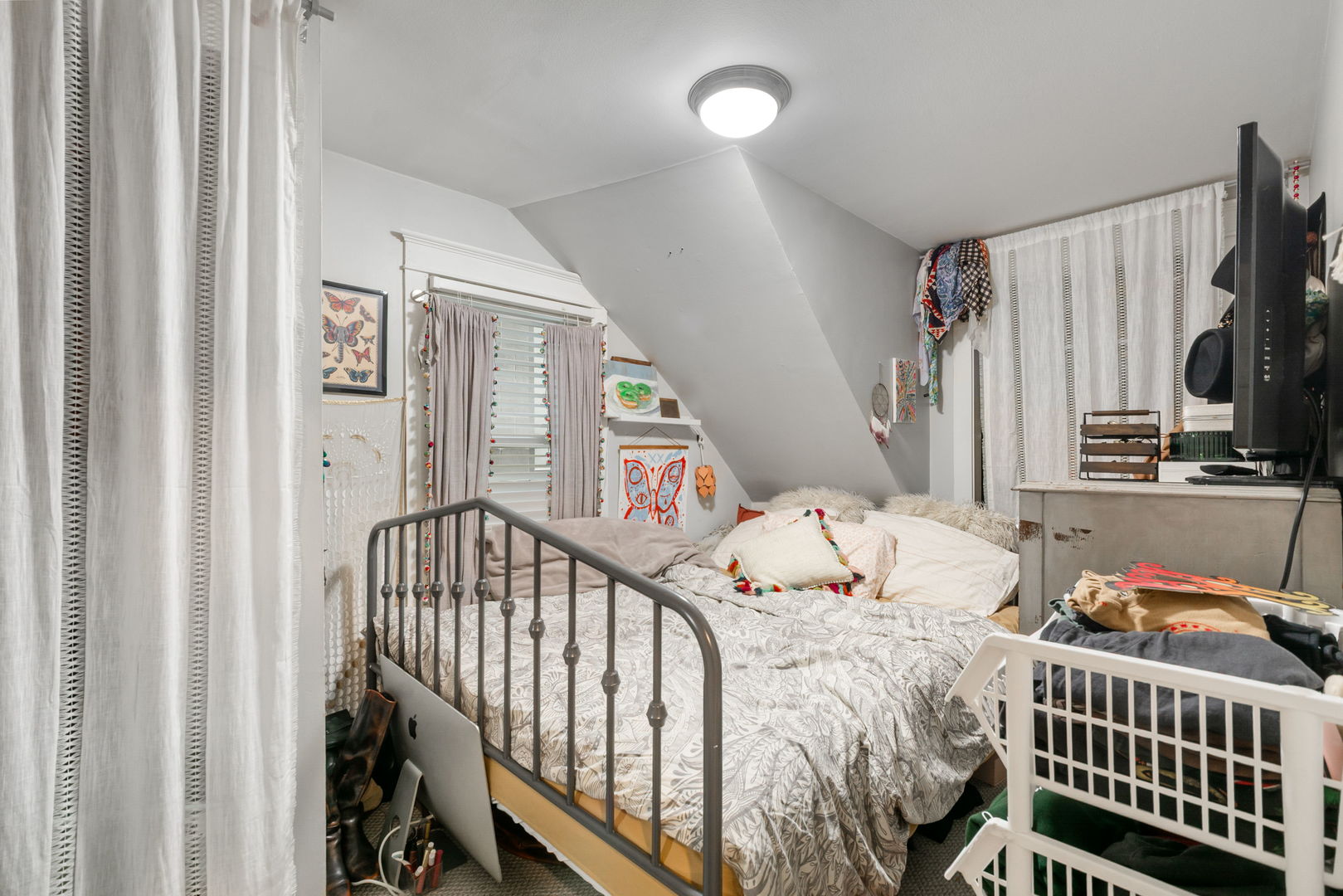 2052 West Huron Street Chicago, IL 60612 - Photo 6 of 26