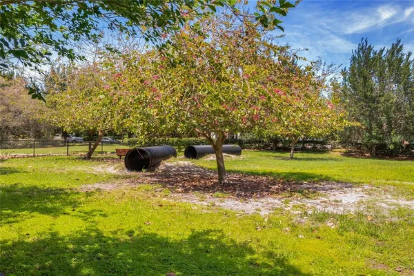 a view of a tennis court
