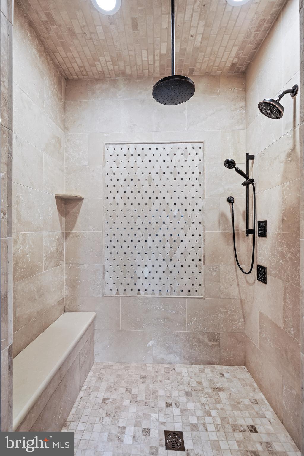 7 Ridge Farm Court Cockeysville, MD 21030 - Photo 46 of 116 Primary Shower