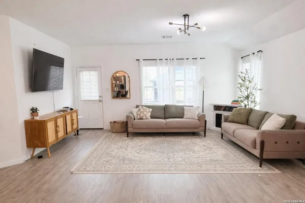 $1,795 | 9956 Pears Mill, San Antonio, TX 78254