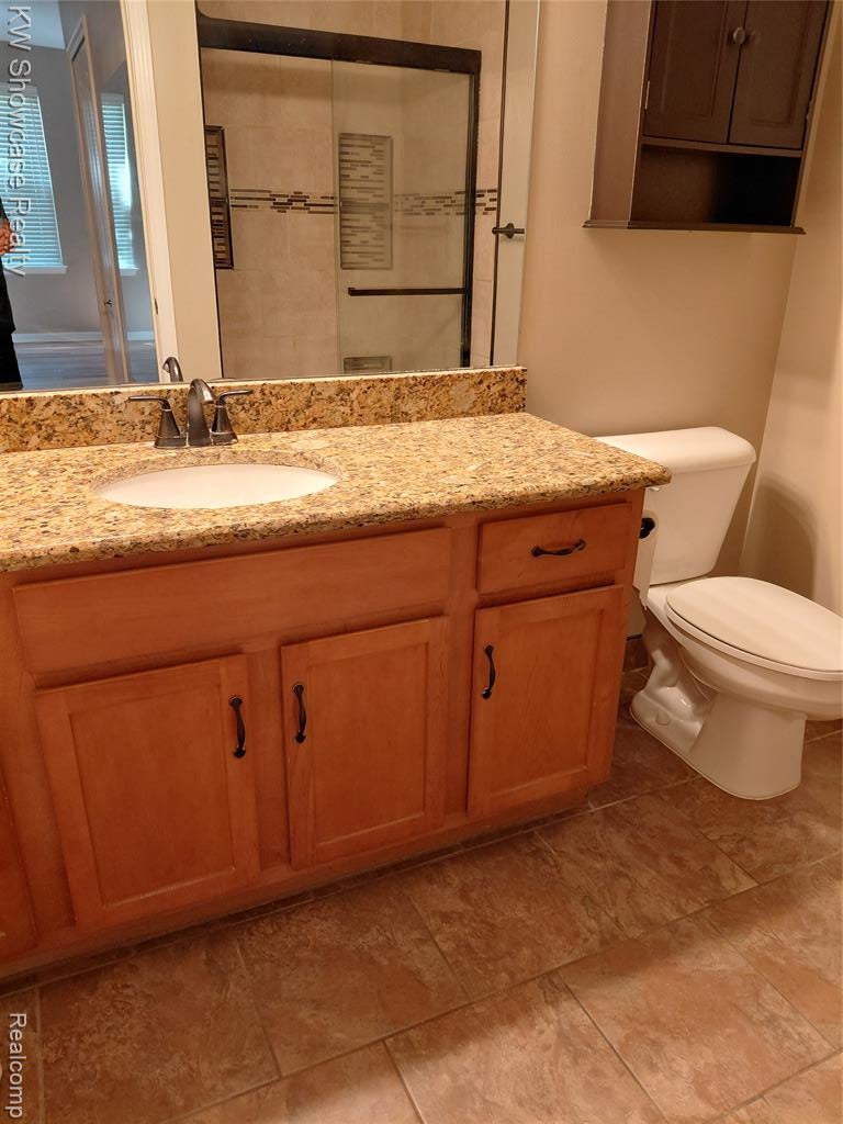 262 North Wixom Road Wixom, MI 48393 - Photo 11 of 12 Gallery Image 11