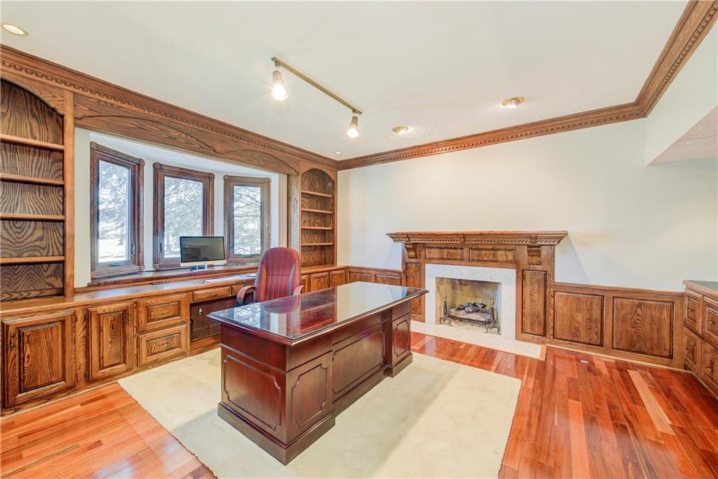 8734 Rohan Court Indianapolis, IN 46278 - Photo 4 of 48 Gallery Image 4