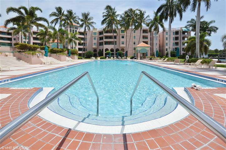 100 Southeast 5th Avenue, Unit 309 Boca Raton, FL 33432 - Photo 12 of 16 Pool