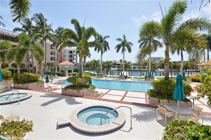 100 Southeast 5th Avenue, Unit 309 Boca Raton, FL 33432 - Photo 13 of 16 Pool Area