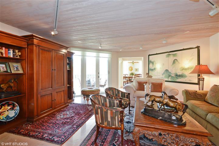 100 Southeast 5th Avenue, Unit 309 Boca Raton, FL 33432 - Photo 3 of 16 Living Room