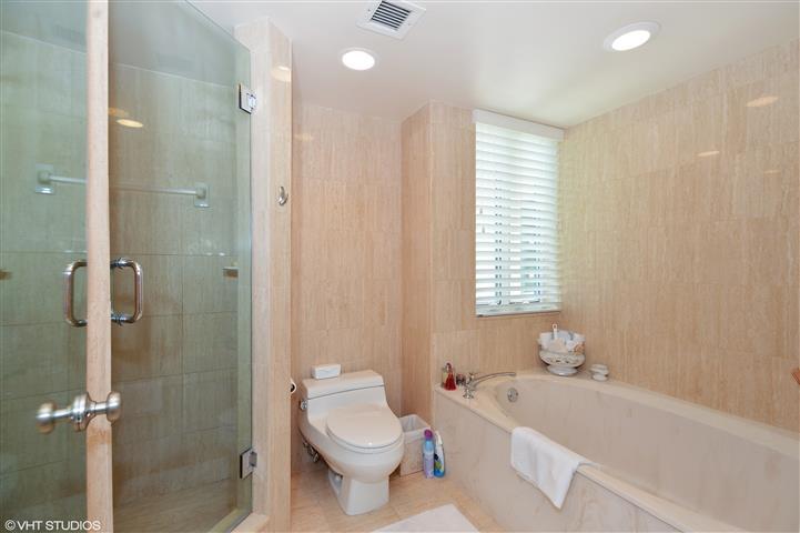 100 Southeast 5th Avenue, Unit 309 Boca Raton, FL 33432 - Photo 8 of 16 Master Bath