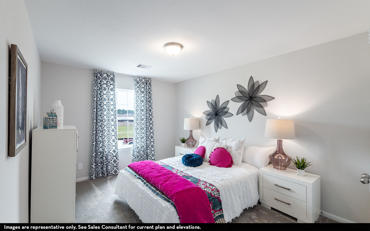 25612 Becky Bourn Lane Elgin, TX 78621 - Photo 17 of 20 a bedroom with a bed and a potted plant