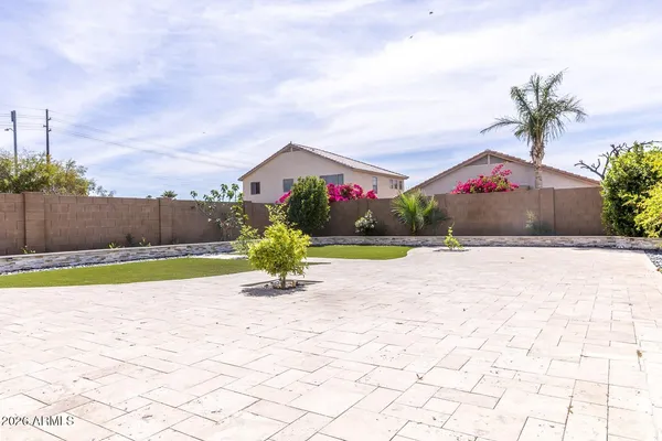 $2,999 | 9115 West Glenrosa Avenue, Phoenix, AZ 85037