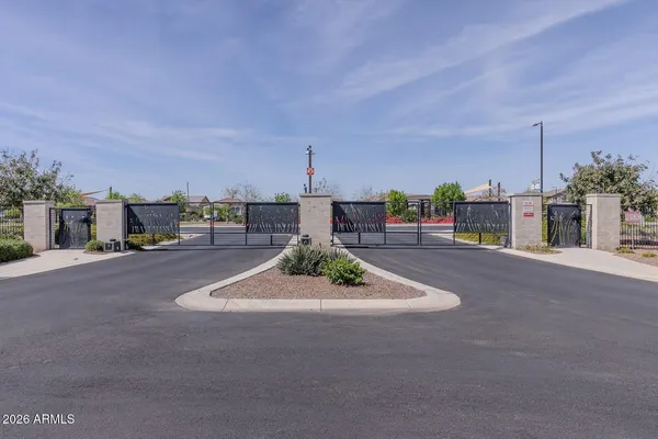 $2,899 | 9115 West Glenrosa Avenue, Phoenix, AZ 85037