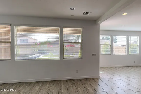 $2,899 | 9115 West Glenrosa Avenue, Phoenix, AZ 85037