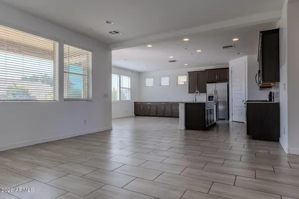 $2,999 | 9115 West Glenrosa Avenue, Phoenix, AZ 85037