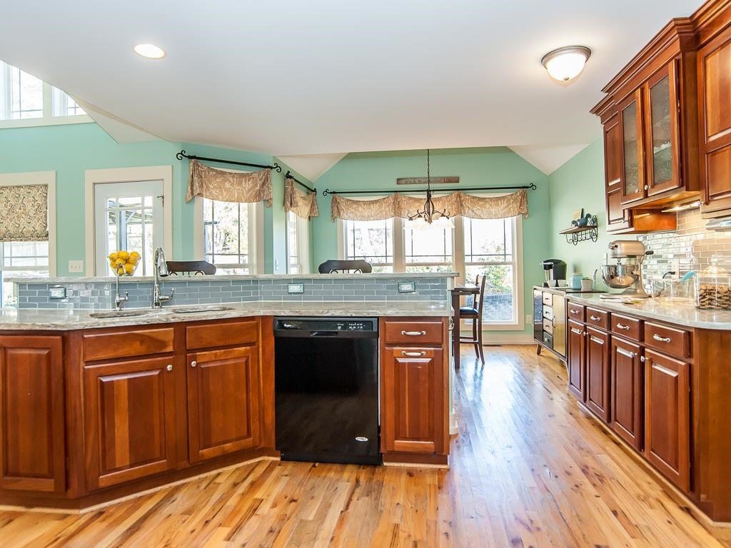 702 Ruth Circle Fuquay-Varina, NC 27526 - Photo 6 of 30 Photo 6
