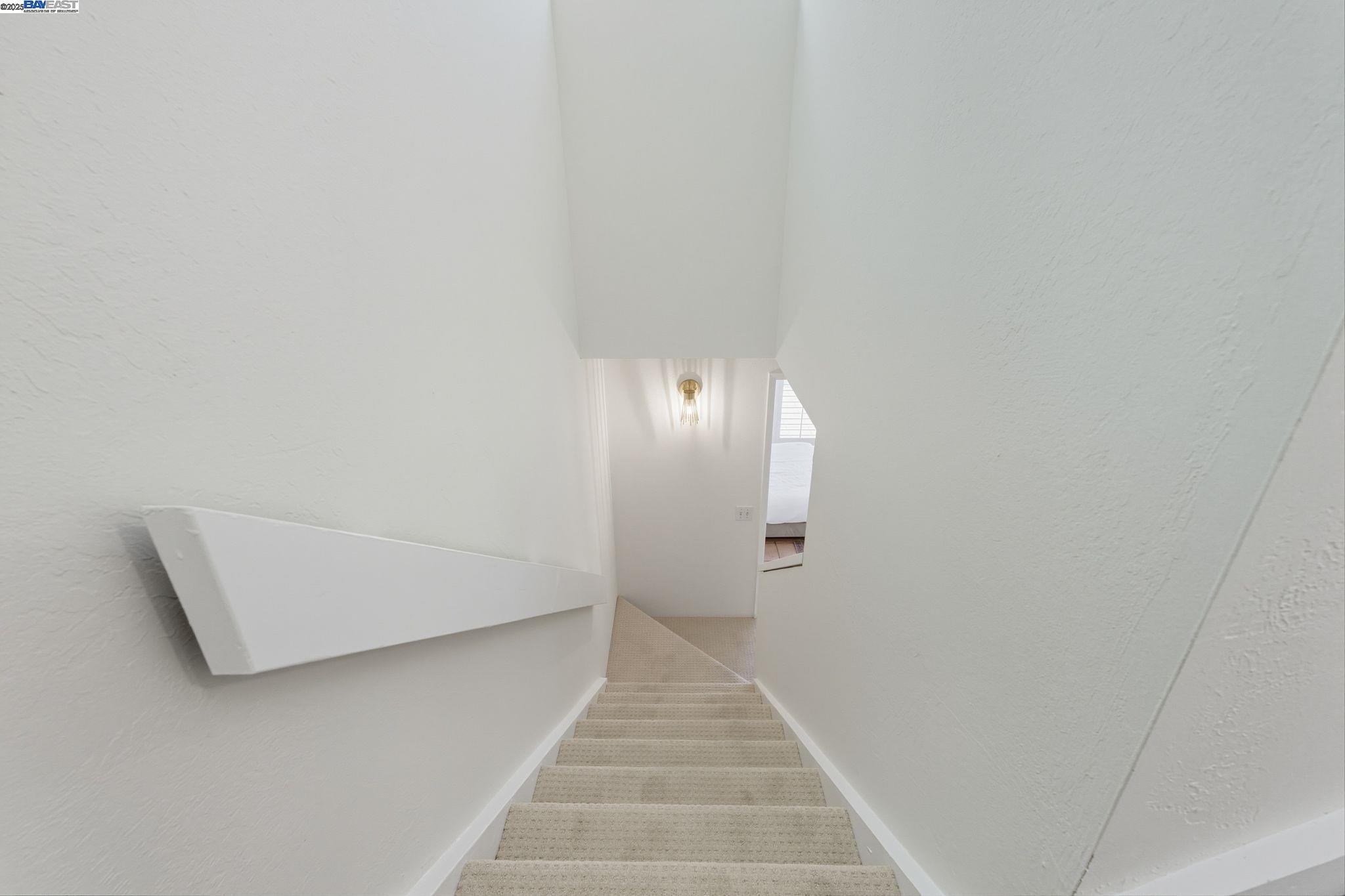 2101 Shore Line Drive, Unit 233 Alameda, CA 94501 - Photo 30 of 47 a view of a hallway with white walls