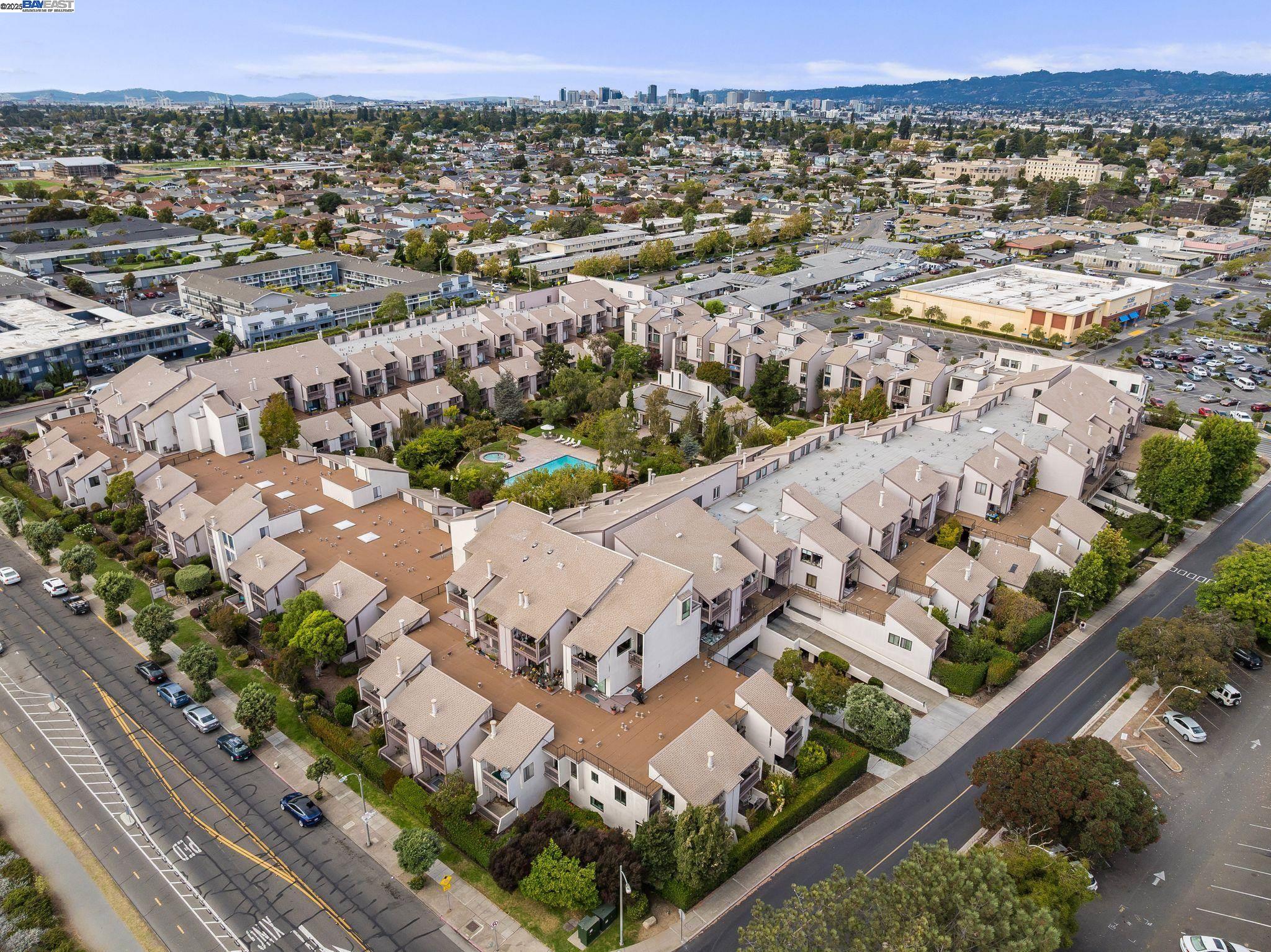 2101 Shore Line Drive, Unit 233 Alameda, CA 94501 - Photo 43 of 47 an aerial view of a city