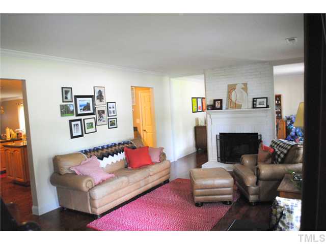 3124 Chancery Place Raleigh, NC 27607 - Photo 3 of 19