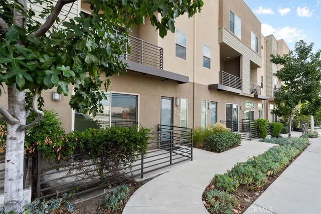 $638,000 | 726 Central Avenue, Upland, CA 91786