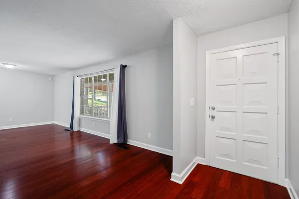 $2,200 | 1300 Highcrest Drive, Hixson, TN 37343