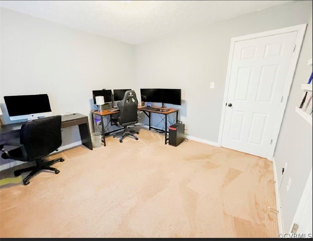3924 Evelake Road North Chesterfield, VA 23237 - Photo 8 of 17 Gallery Image 8