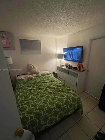 $1,800 | 19781 Southwest 114th Avenue, Unit 243, Miami, FL 33157