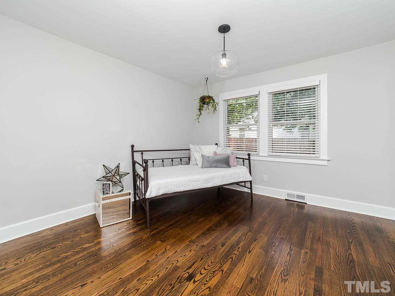 527 Powell Drive Raleigh, NC 27606 - Photo 9 of 20 Gallery Image 9