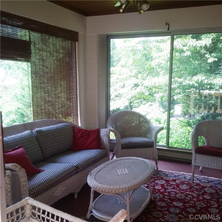 504 Gardiner Road Henrico, VA 23229 - Photo 10 of 14 Gallery Image 10