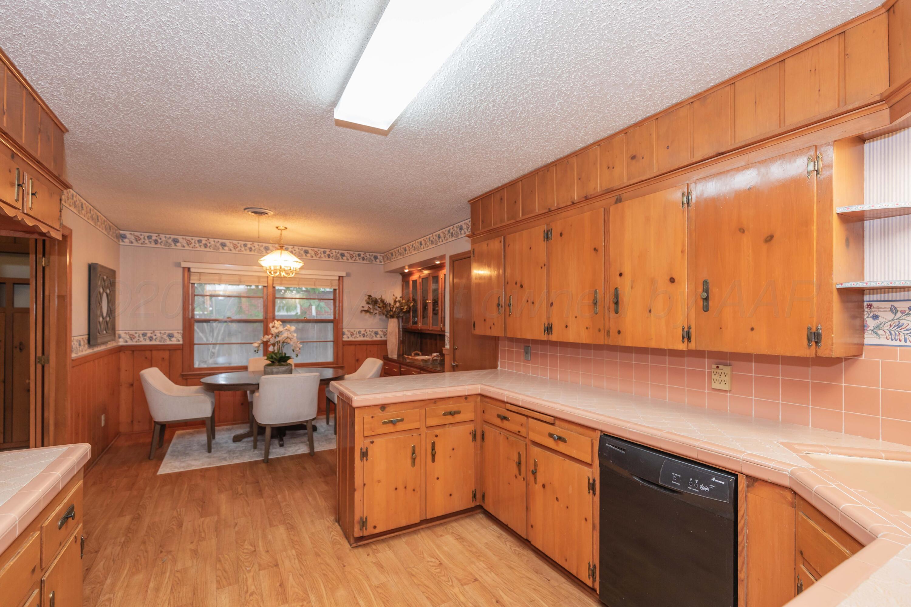 4221 Arden Road Amarillo, TX 79110 - Photo 16 of 50 KITCHEN VIEW 5