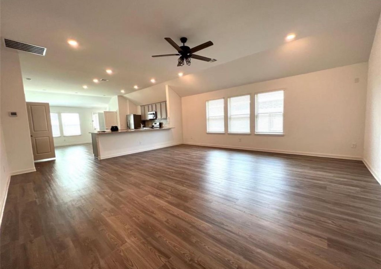 3011 Azalea Point Fulshear, TX 77423 - Photo 7 of 19