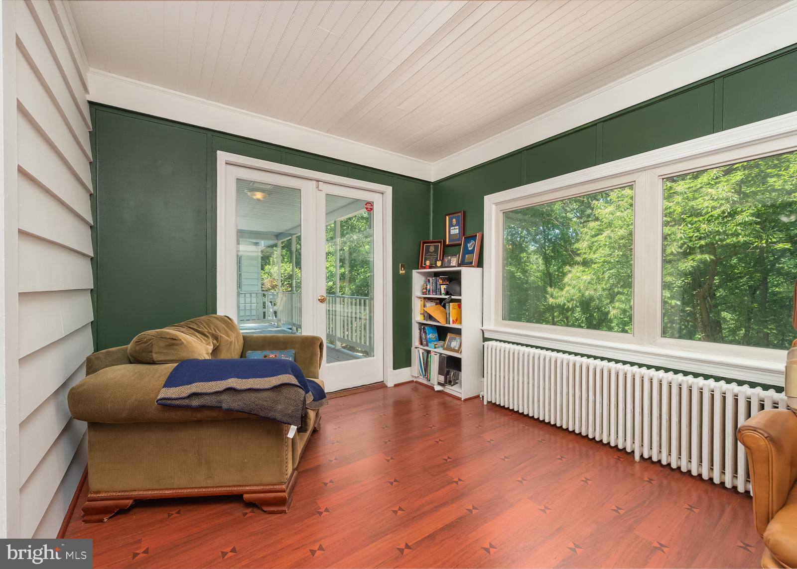 211 Patuxent Road Laurel, MD 20707 - Photo 9 of 46 Main level study view 2