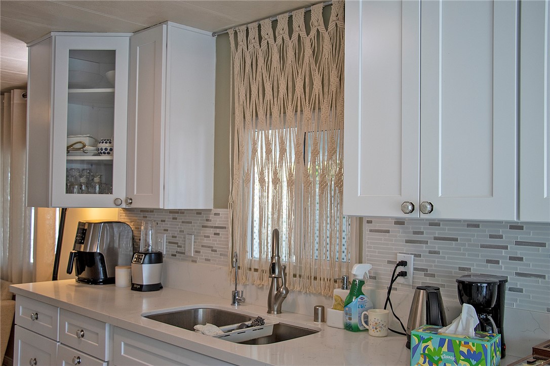 8811 Canoga Canoga Park Ca Unit 226  