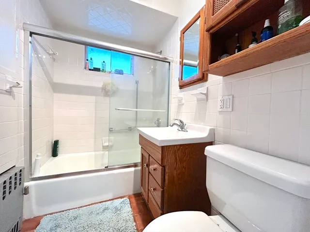 $5,600 | 34 Greenough Street, Unit 2, Brookline, MA 02445